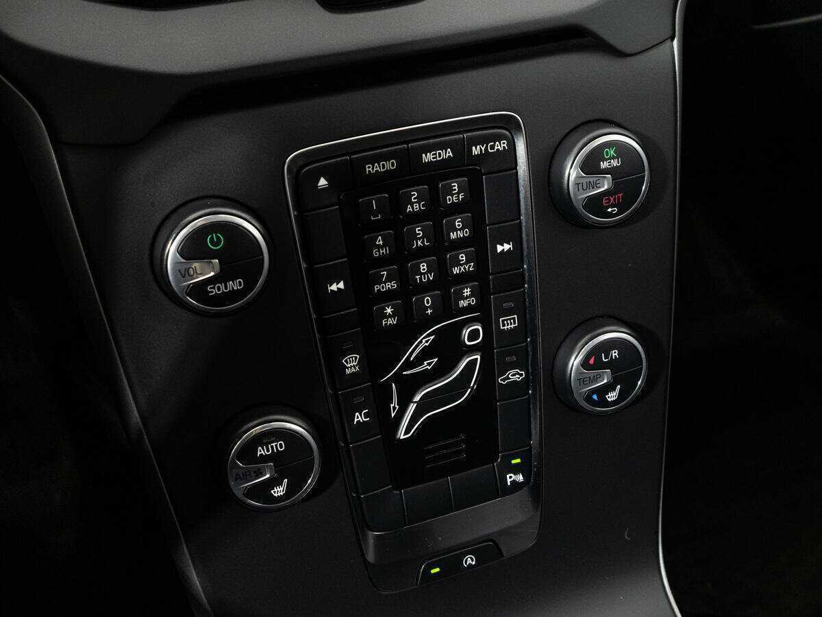 Volvo V40 Cross Country, 2013 Фото №15