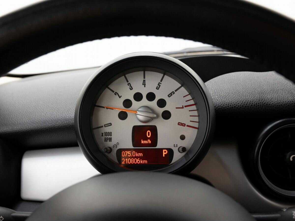 Mini Hatch One, 2011 Фото №14