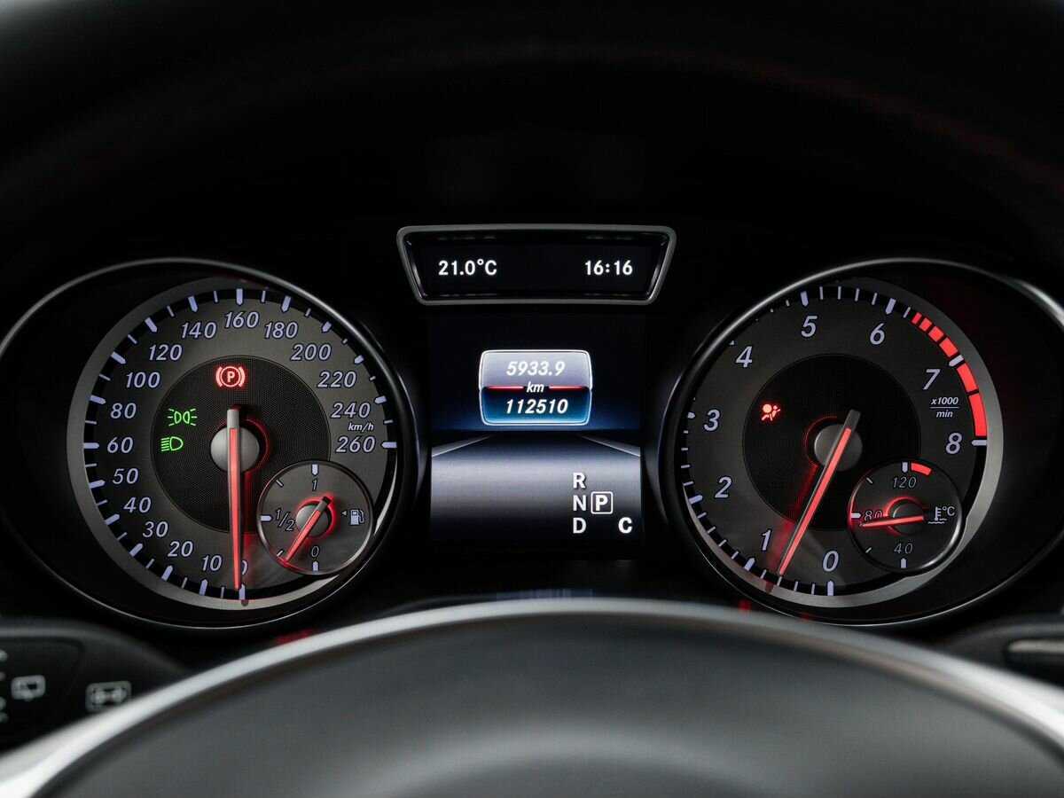 Mercedes-Benz GLA 250, 2016 Фото №22