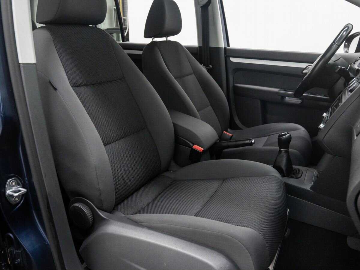 Volkswagen Touran, 2012 Фото №9