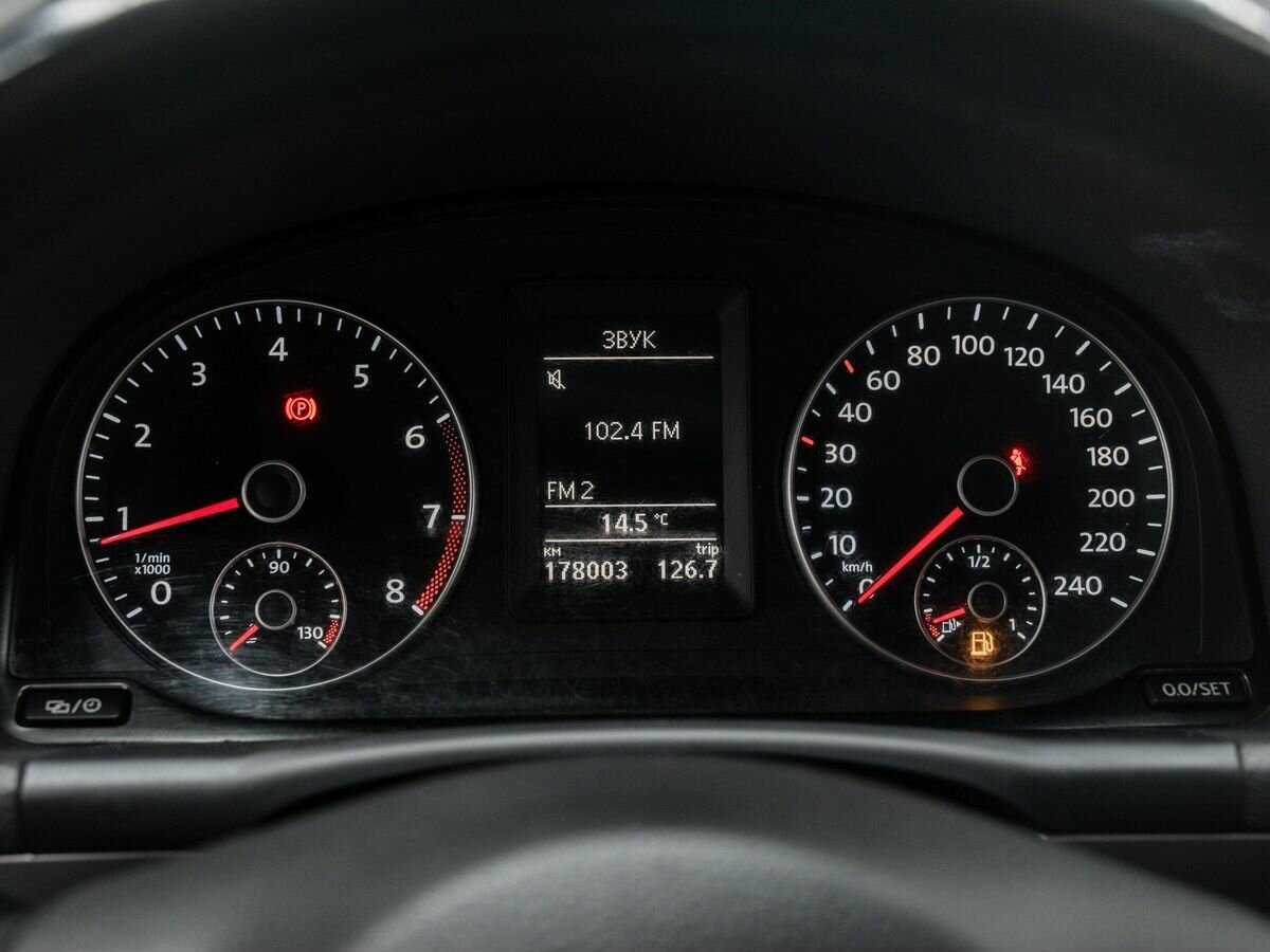 Volkswagen Touran, 2012 Фото №20