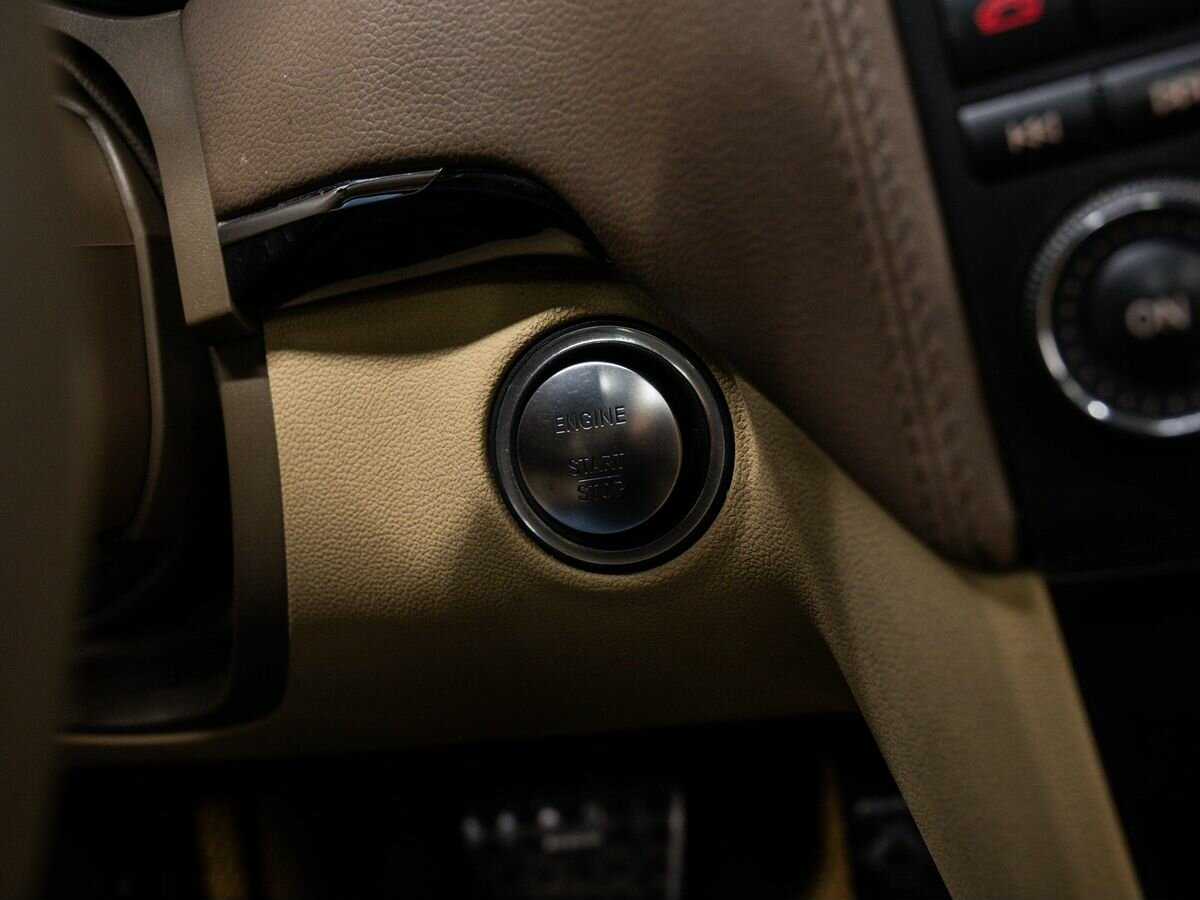 Mercedes-Benz GL-Класс 350, 2011 Фото №24