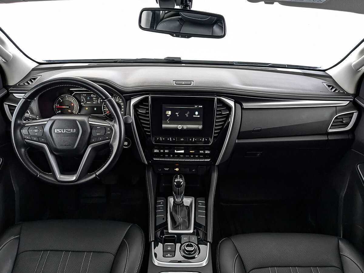 Isuzu MU-X, 2021 Фото №14