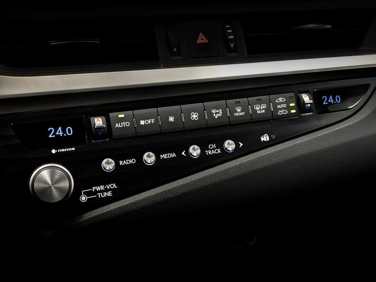 Lexus ES 250, 2021 Фото №26