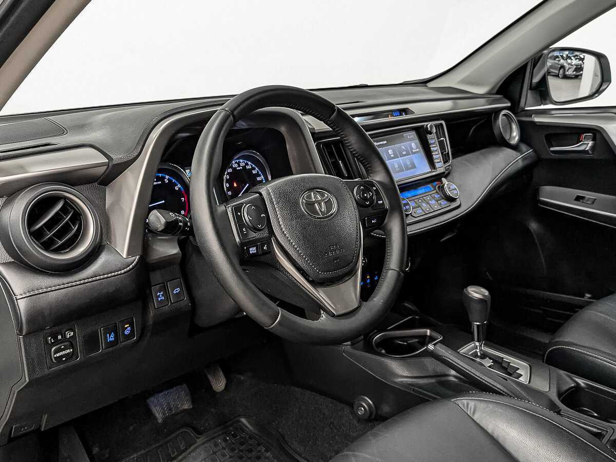 Toyota RAV4, 2017 Фото №15