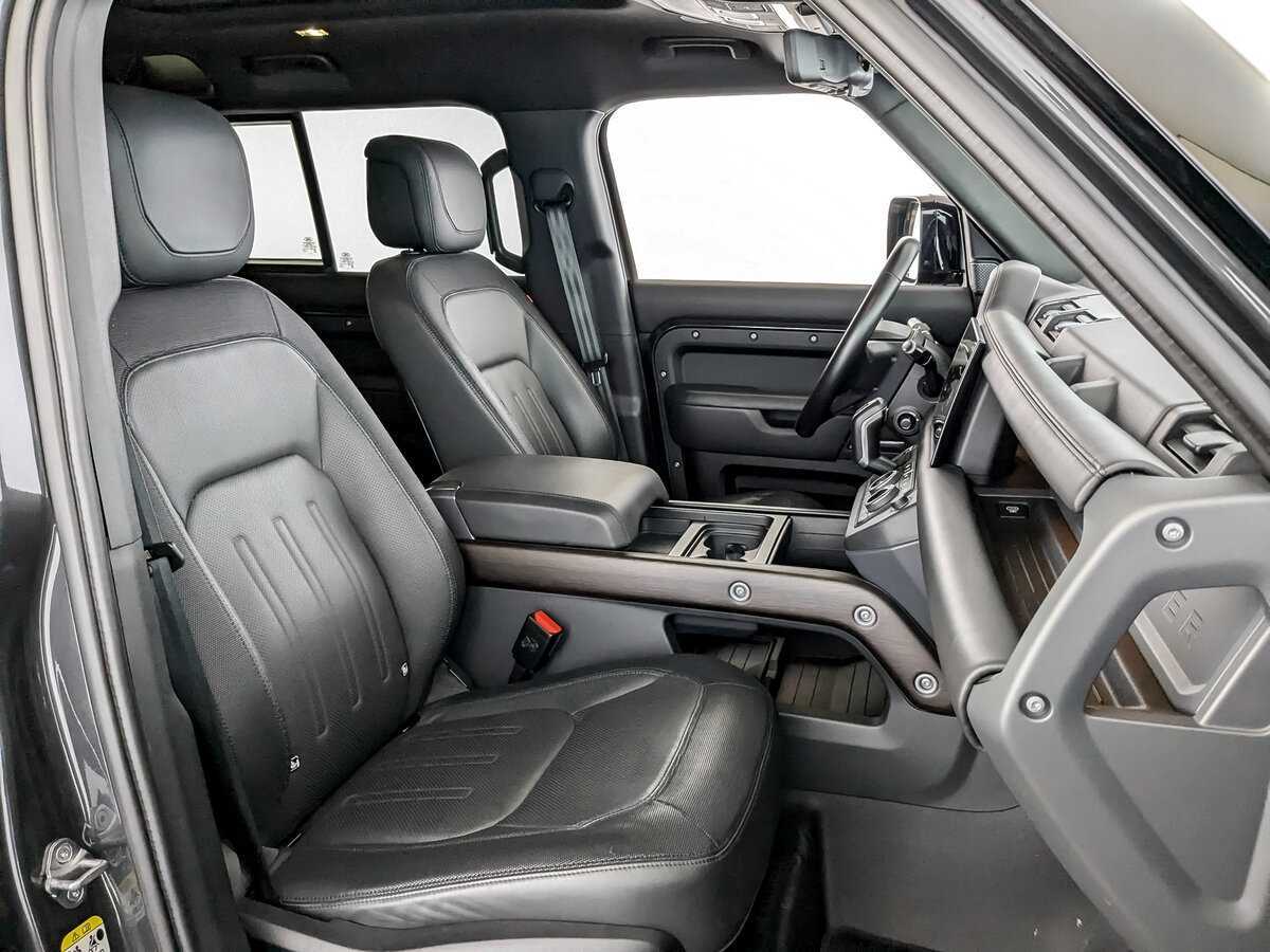 Land Rover Defender 110, 2021 Фото №25