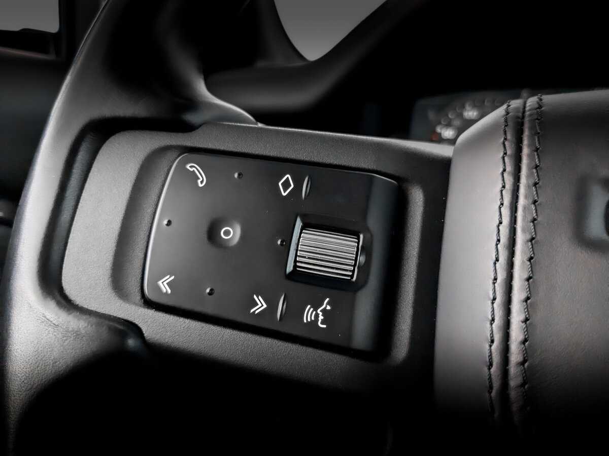 Land Rover Defender 110, 2021 Фото №28