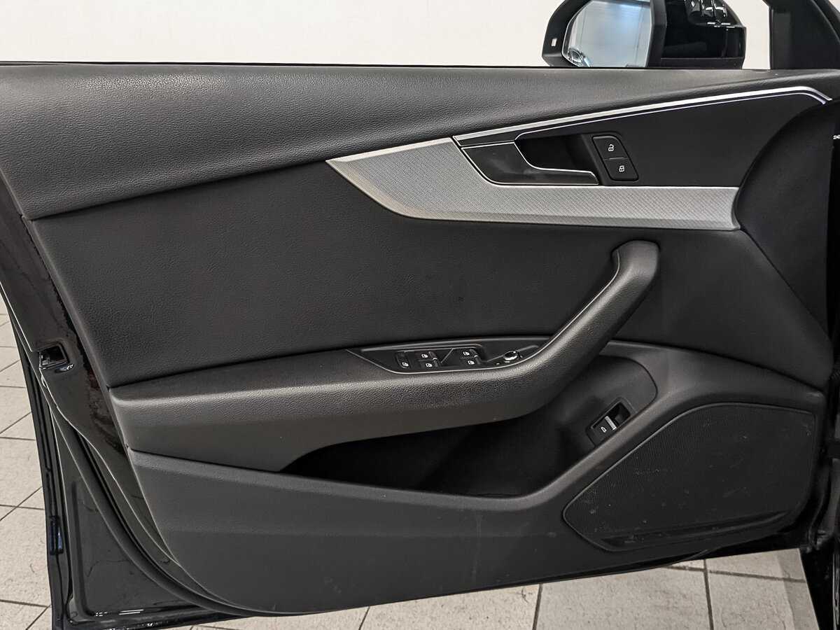 Audi A4, 2018 Фото №18