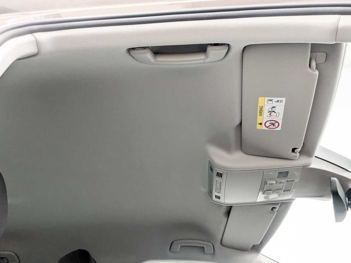 Volkswagen Tiguan, 2019 Фото №22