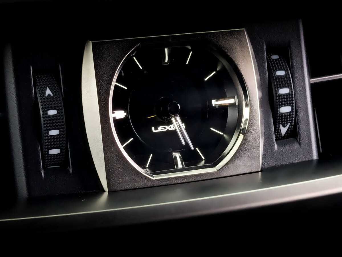 Lexus LX 450d, 2020 Фото №29