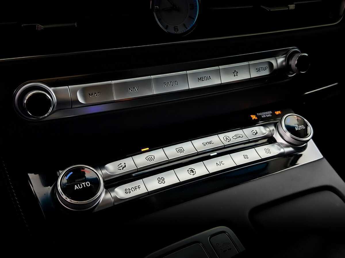 Genesis G90, 2020 Фото №29