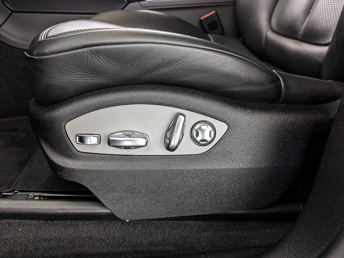 Porsche Macan, 2019 Фото №28