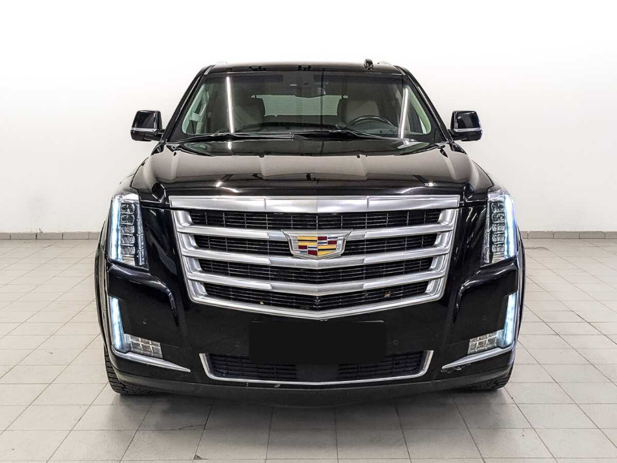 Cadillac Escalade, 2018 - 122 671 км. | Фото №2