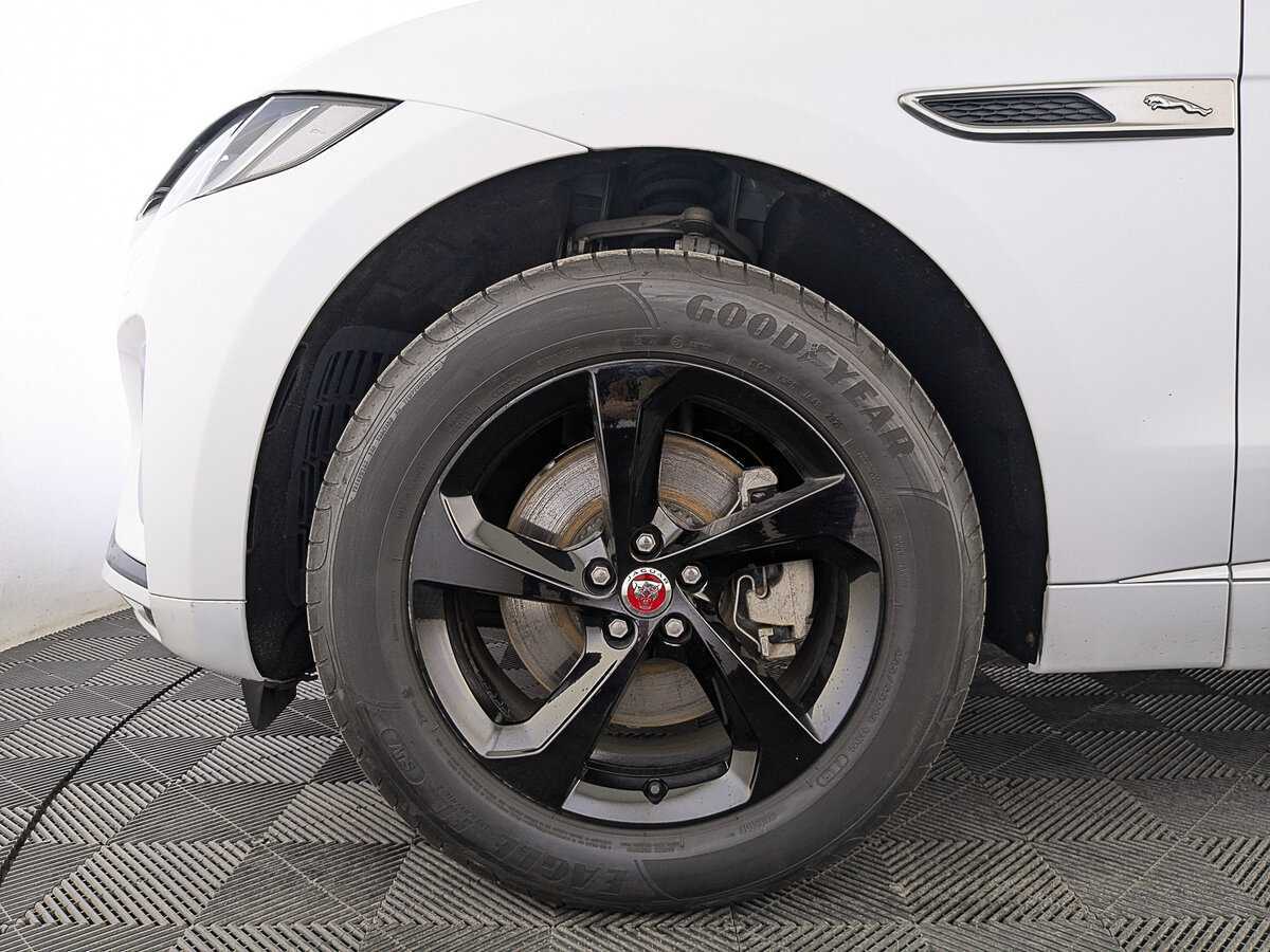 Jaguar F-Pace, 2022 Фото №12