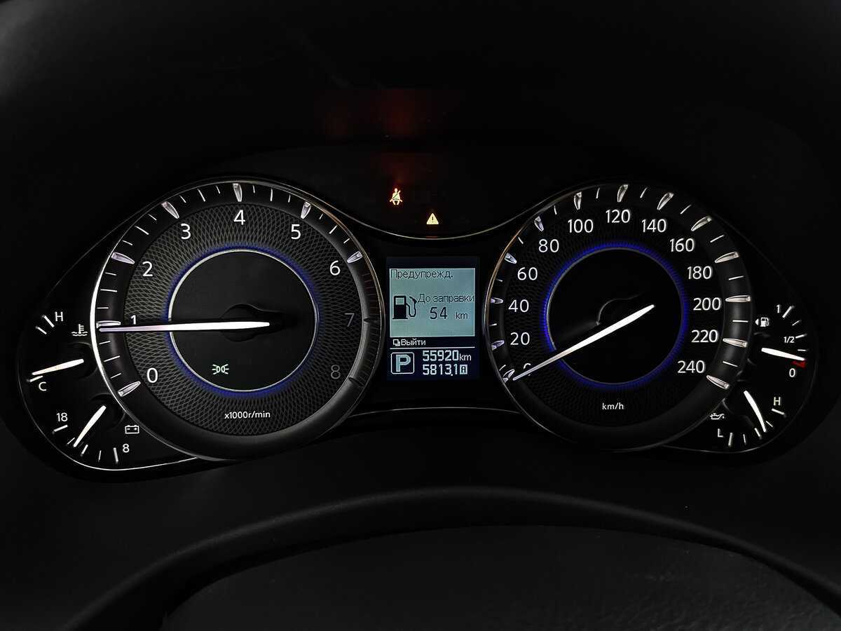 Infiniti QX80, 2018 Фото №16