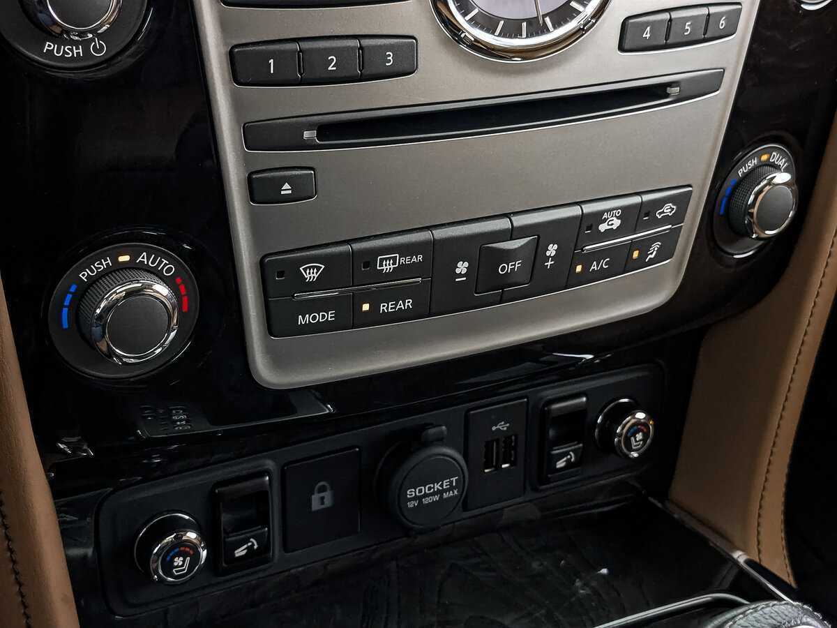 Infiniti QX80, 2018 Фото №20