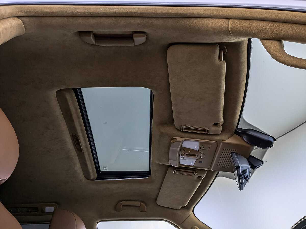 Infiniti QX80, 2018 Фото №22