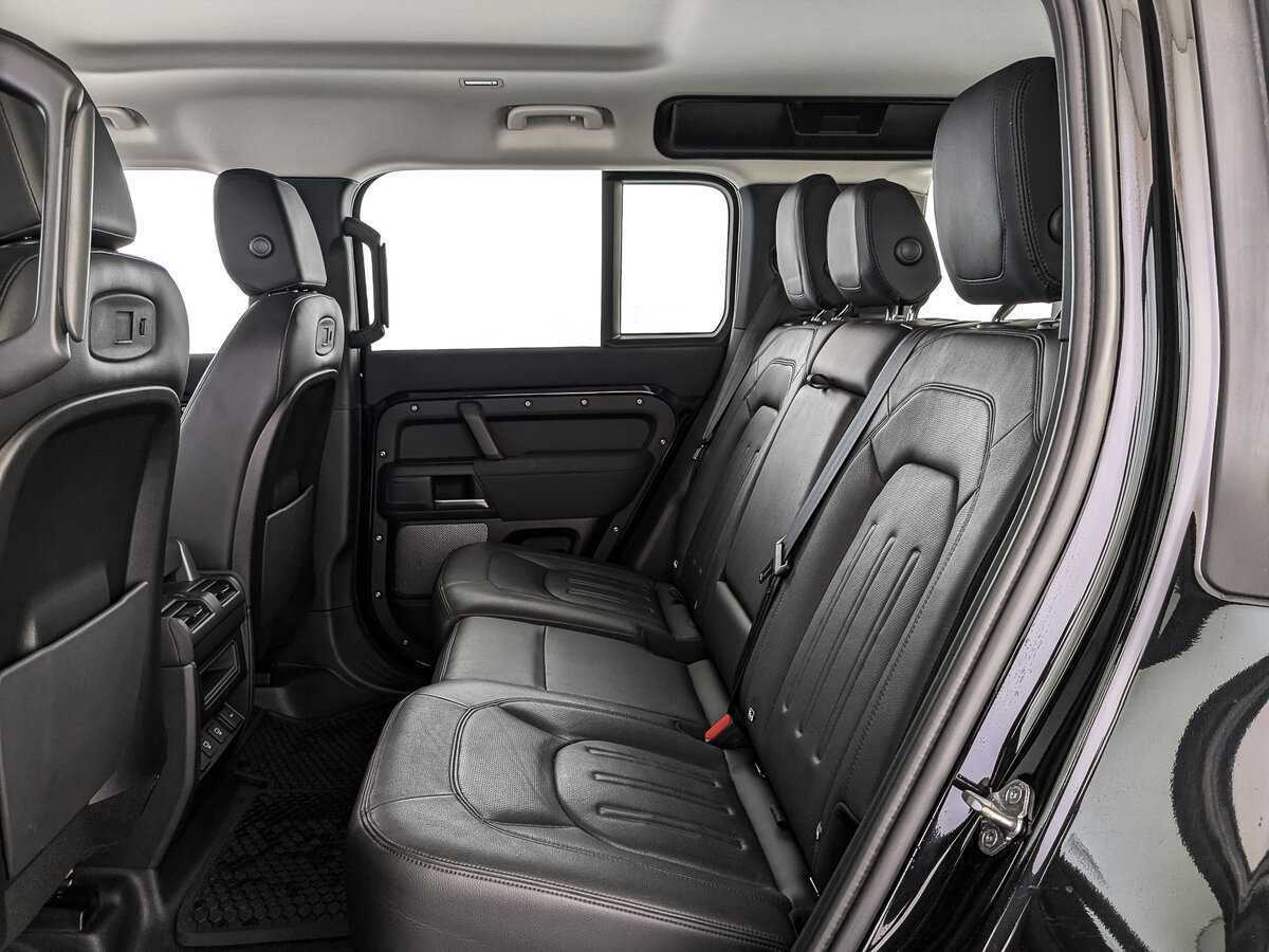 Land Rover Defender 110, 2021 Фото №18