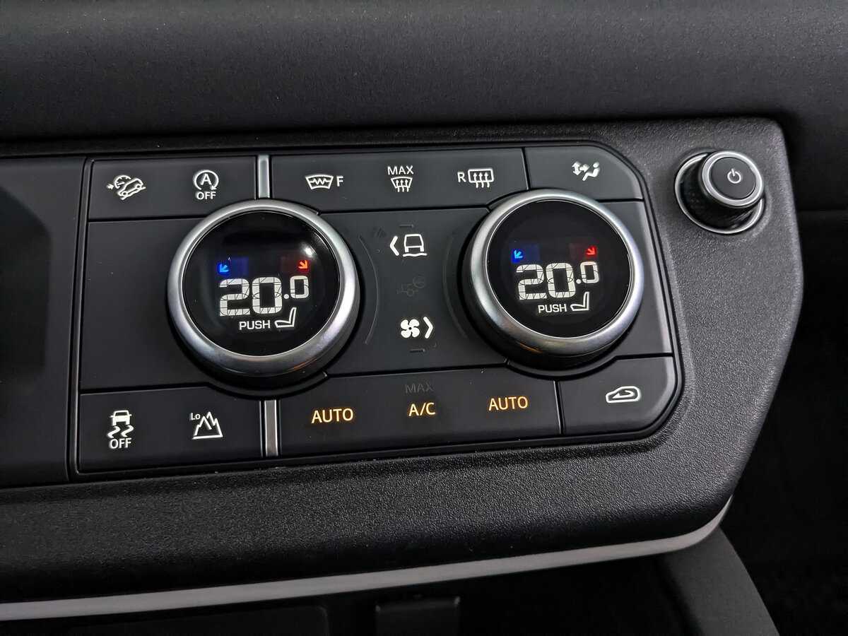 Land Rover Defender 110, 2021 Фото №27