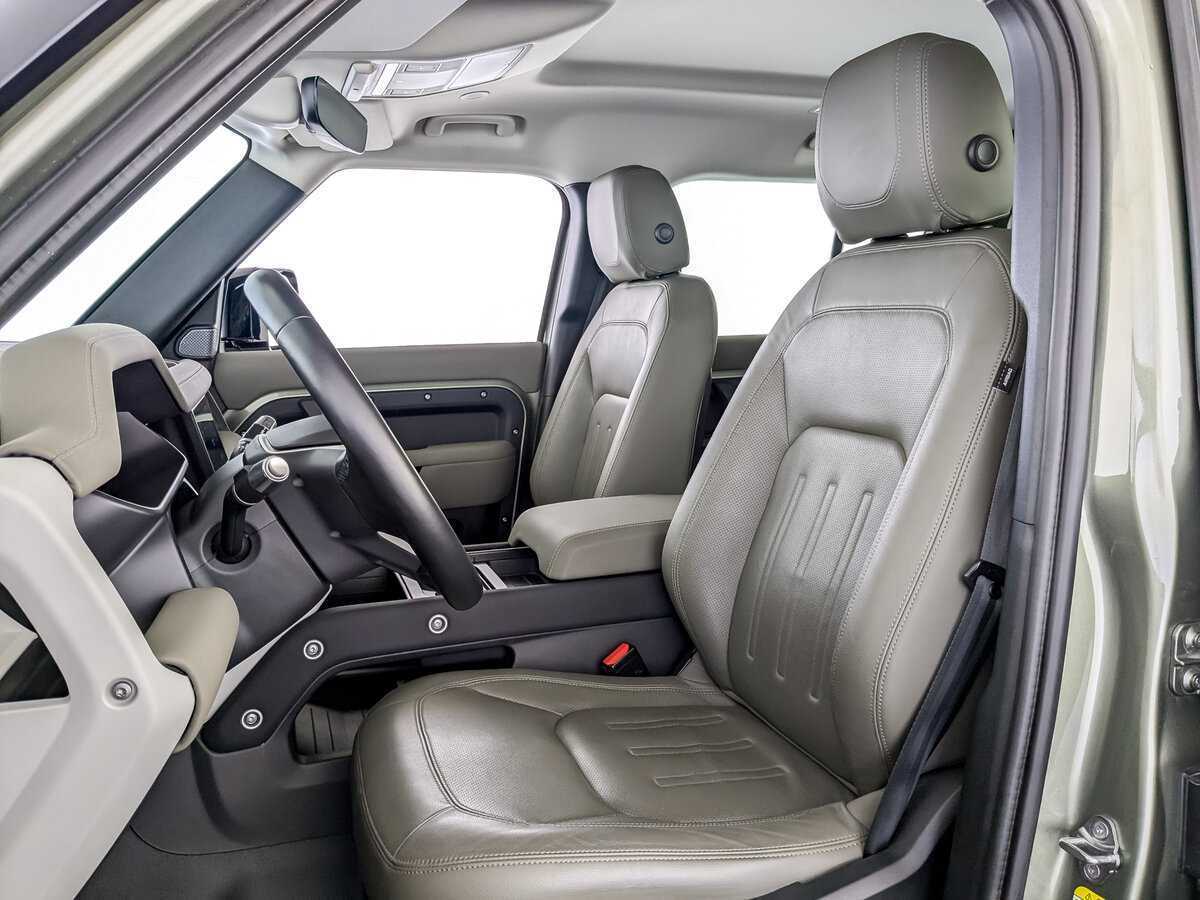 Land Rover Defender 110, 2021 Фото №20