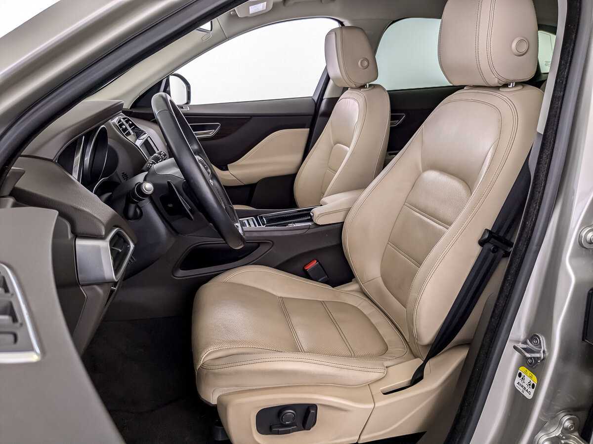 Jaguar F-Pace, 2016 Фото №20