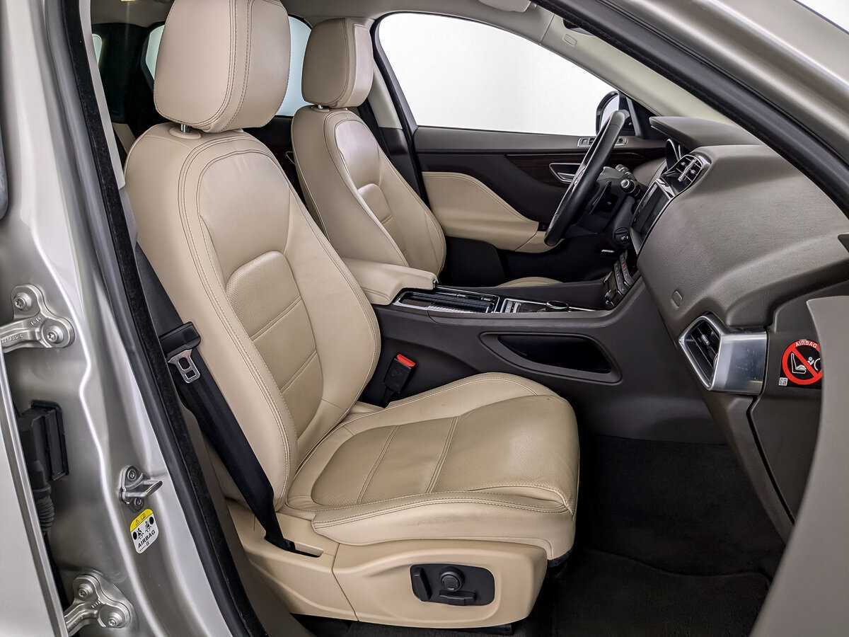 Jaguar F-Pace, 2016 Фото №24