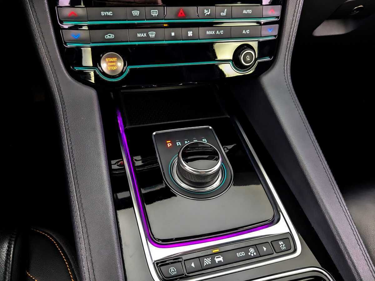 Jaguar F-Pace, 2020 Фото №27