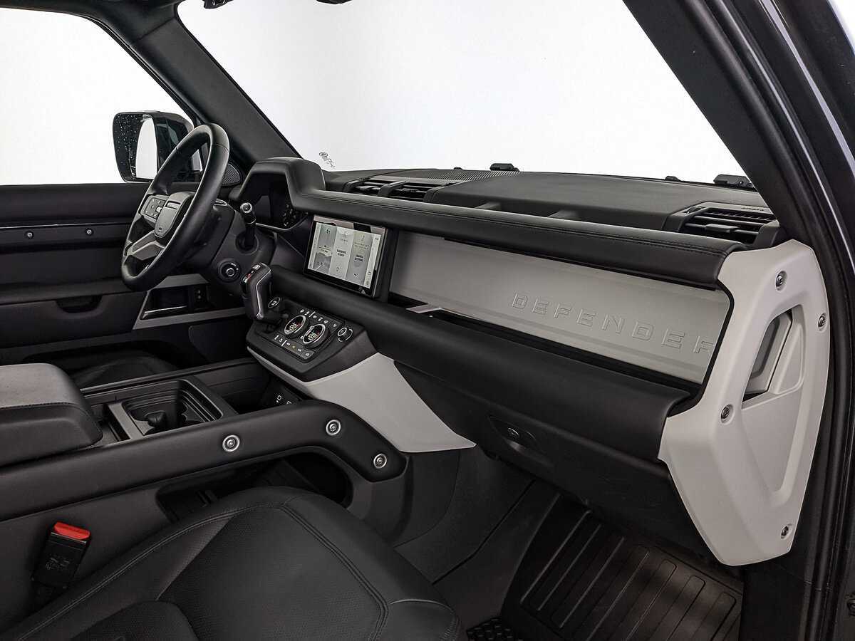 Land Rover Defender 90, 2021 Фото №13
