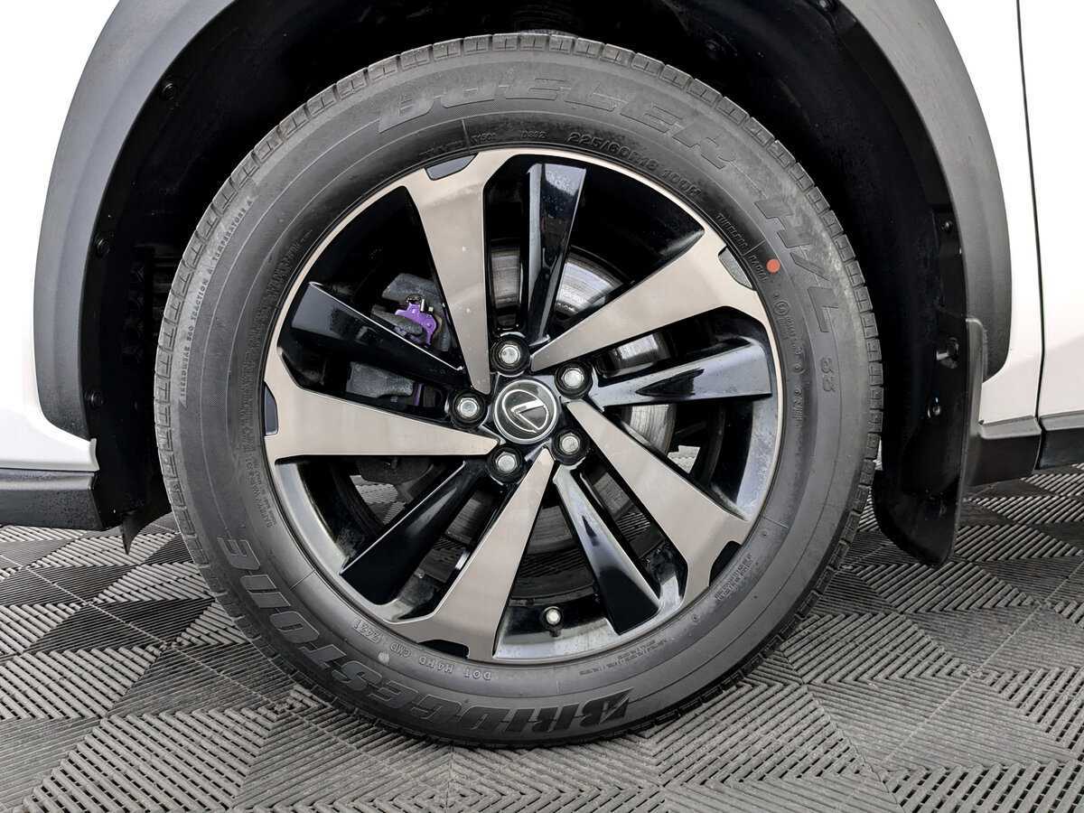 Lexus NX 200, 2021 Фото №17