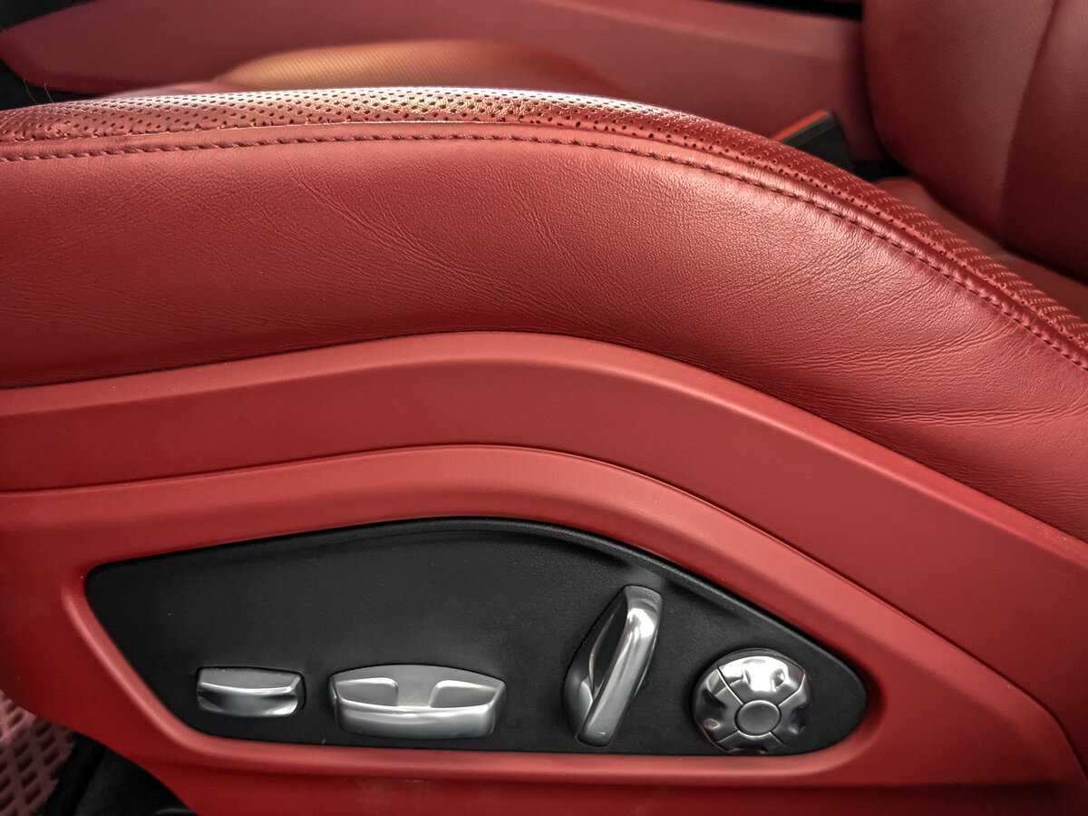 Porsche Panamera 4, 2020 Фото №24