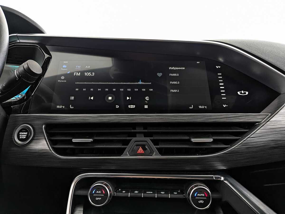 Geely Tugella, 2023 Фото №16