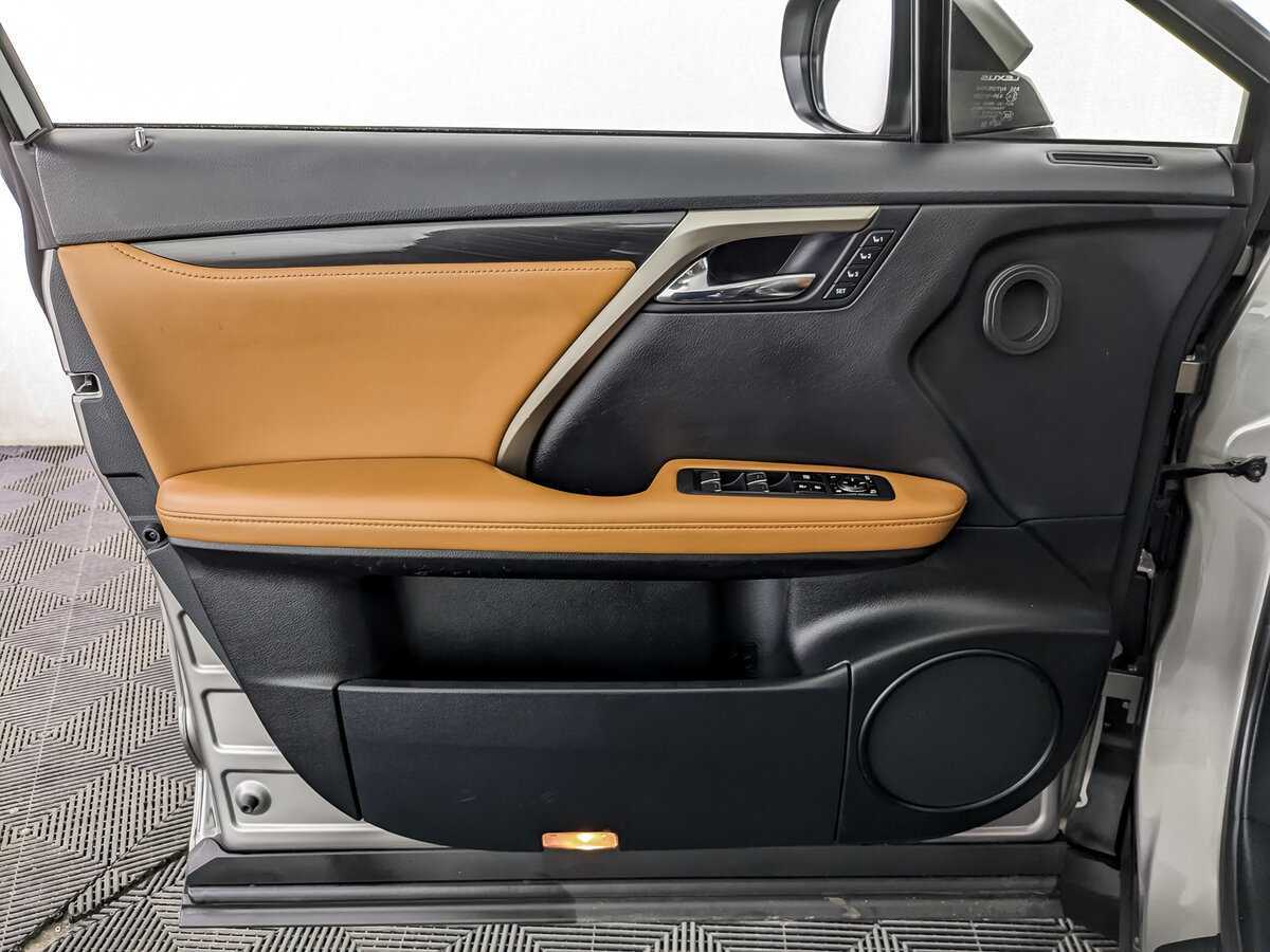 Lexus RX 300, 2020 Фото №18