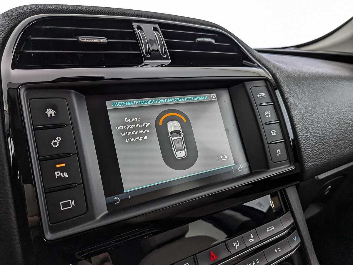 Jaguar F-Pace, 2017 Фото №23