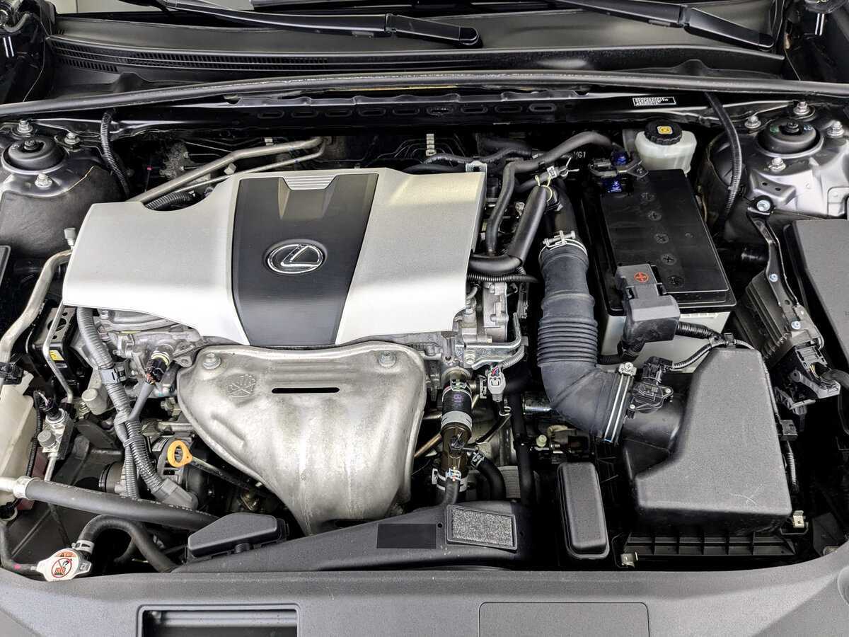 Lexus ES 200, 2019 Фото №9