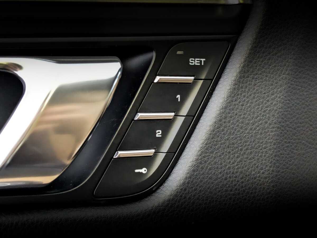 Porsche Macan, 2018 Фото №21