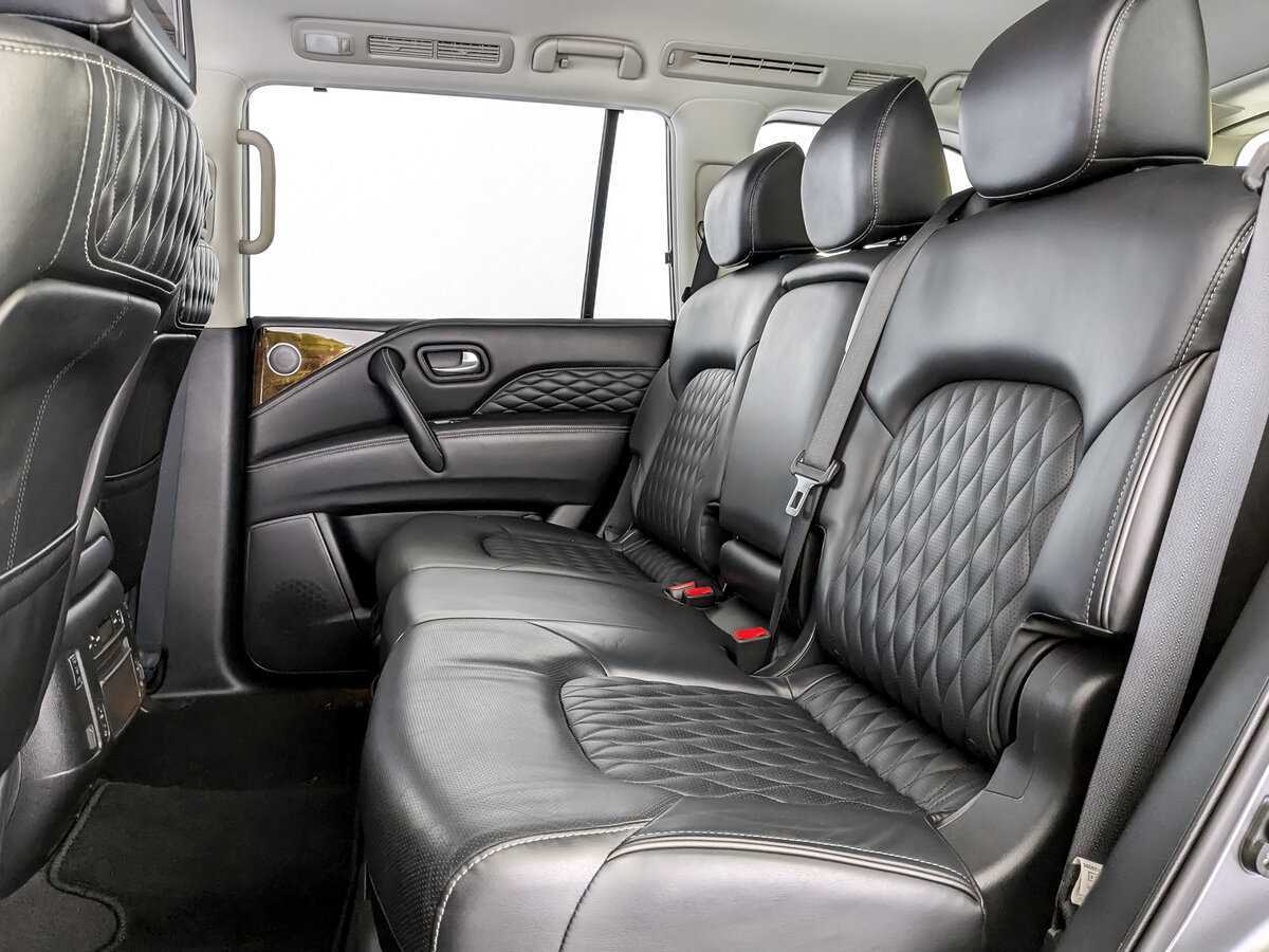 Infiniti QX80, 2018 Фото №12