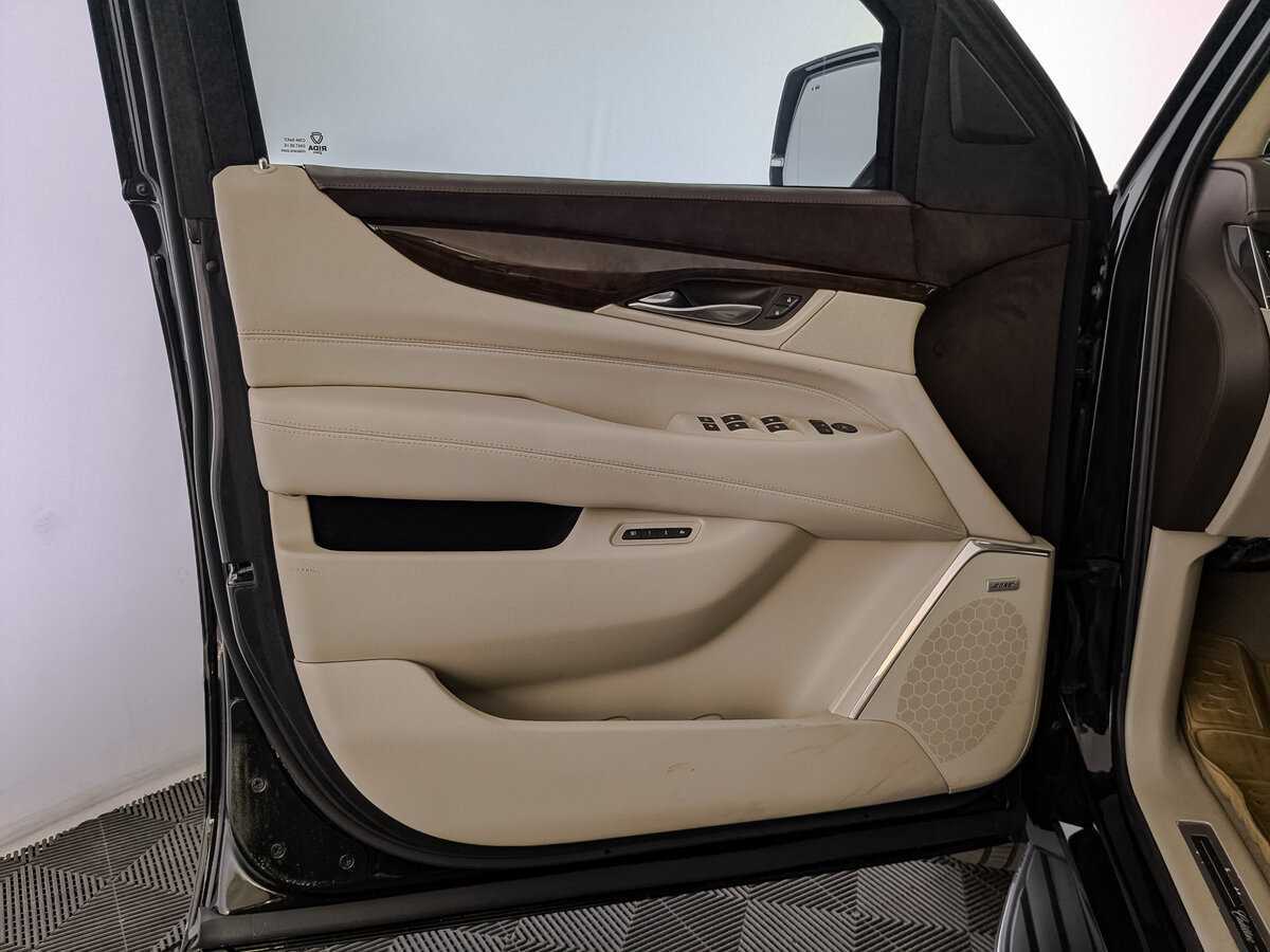 Cadillac Escalade, 2016 Фото №17