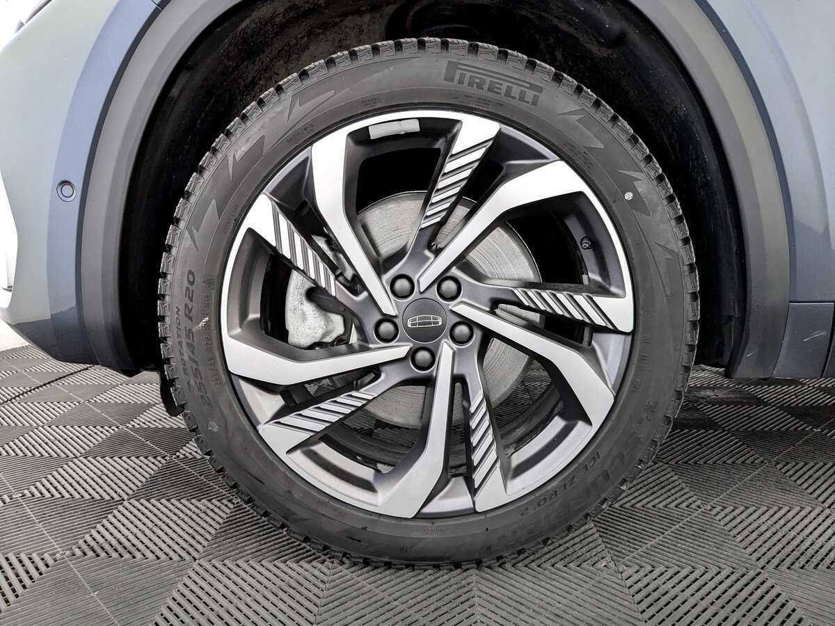 Geely Monjaro, 2023 Фото №18