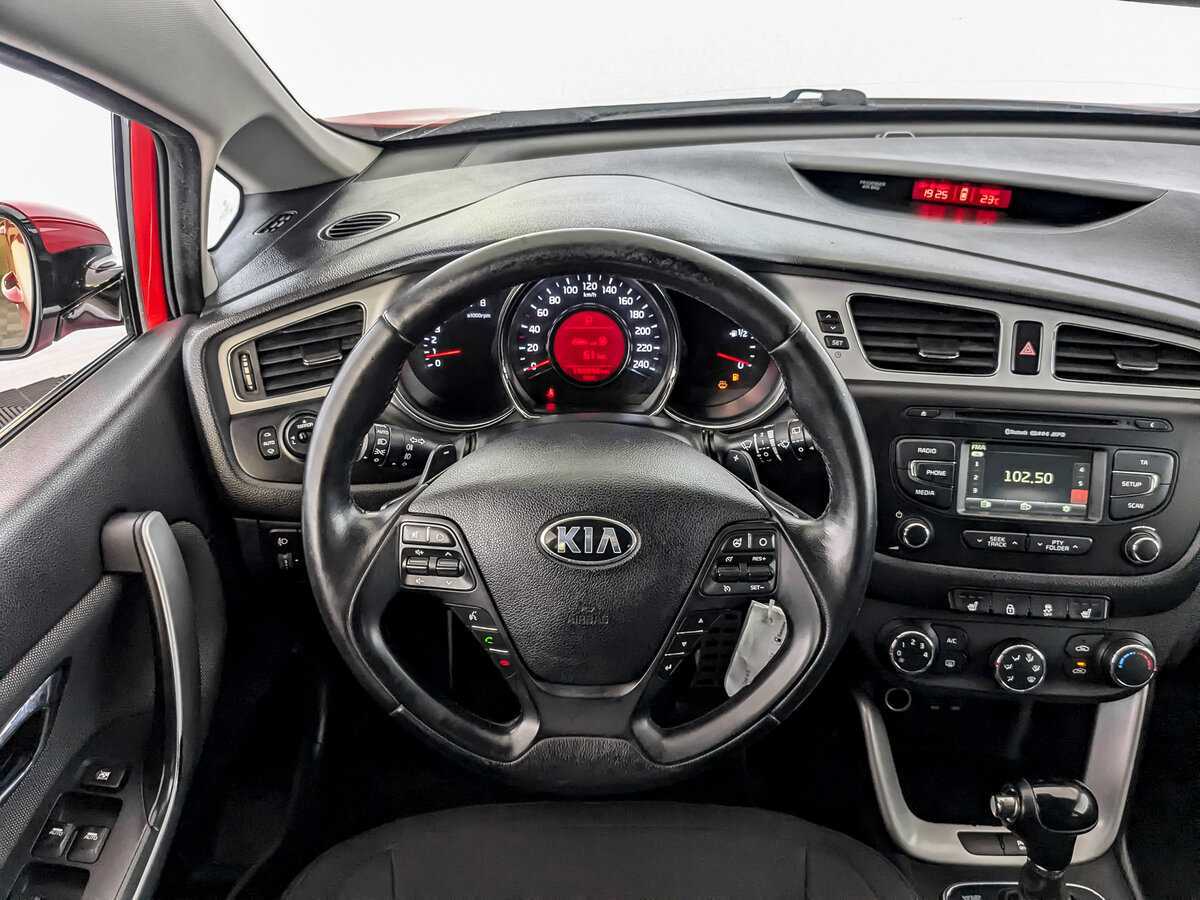Kia Ceed, 2014 Фото №20