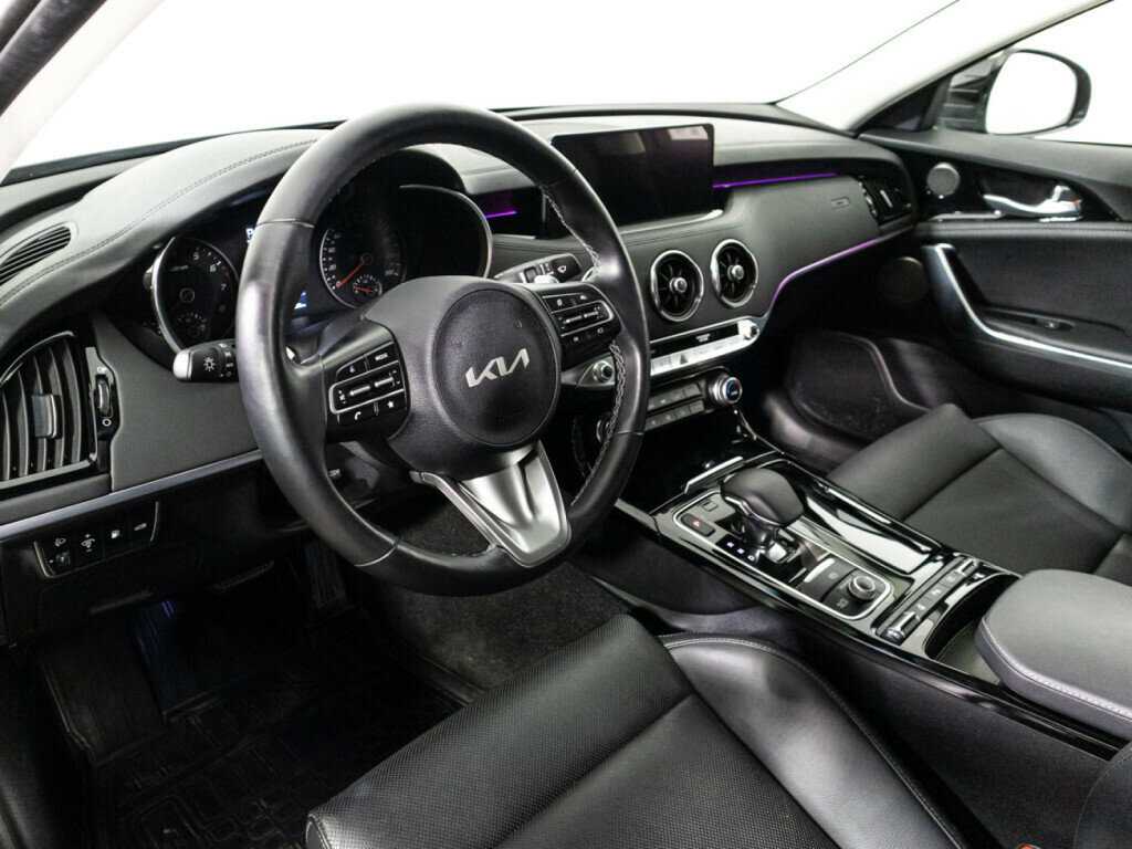 Kia Stinger, 2022 Фото №11