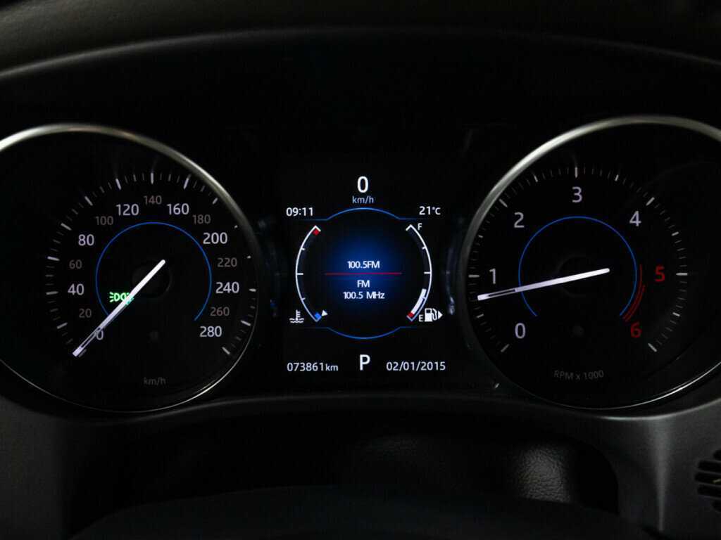 Jaguar F-Pace, 2017 Фото №11