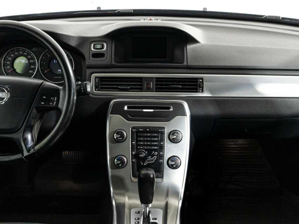 Volvo XC70, 2011 Фото №14