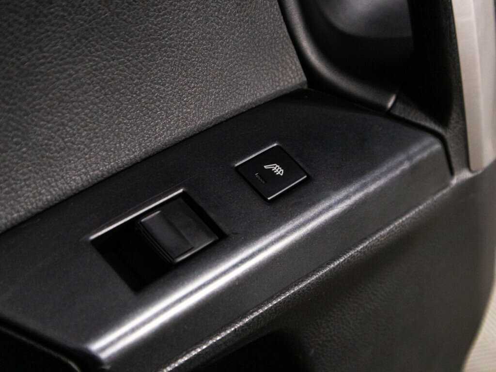 Toyota RAV4, 2016 Фото №25