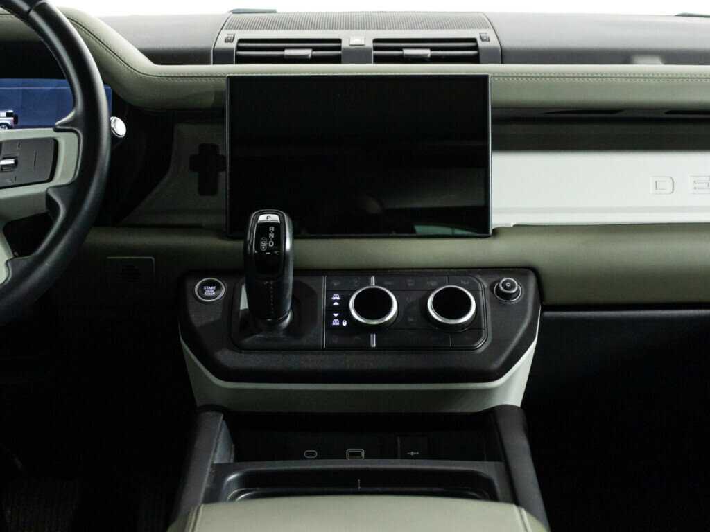Land Rover Defender 110, 2021 Фото №14