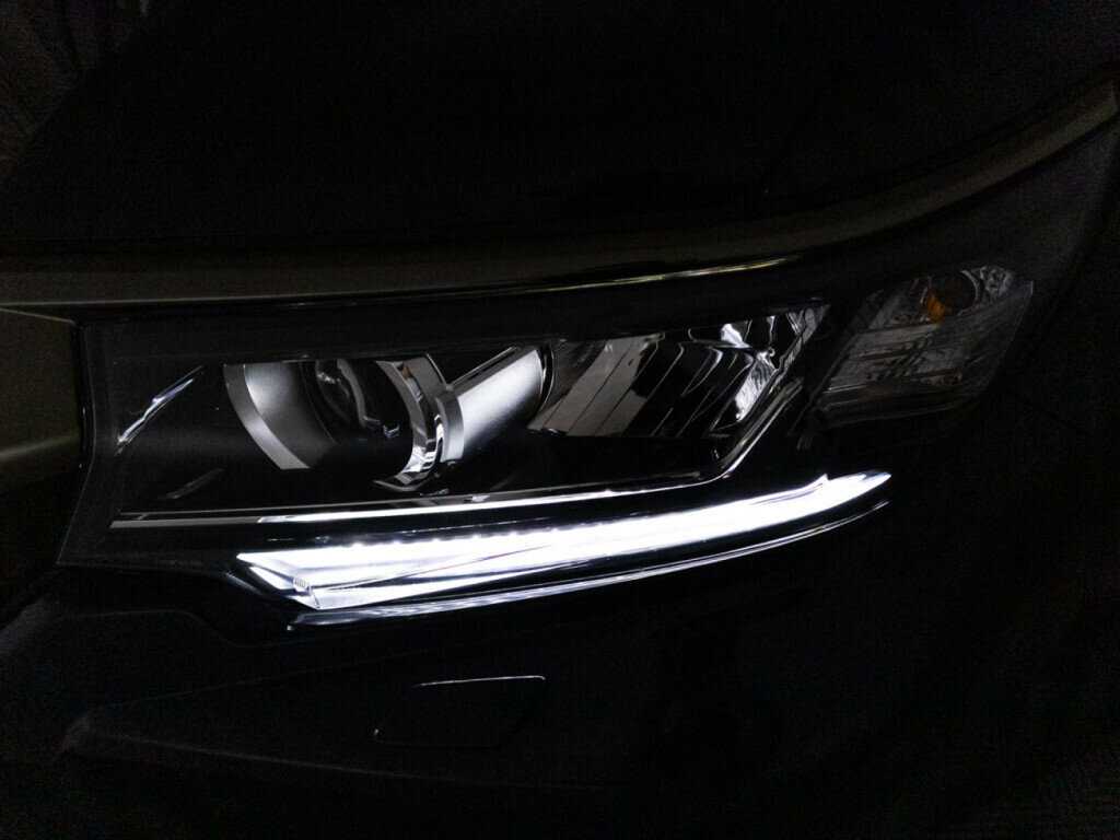 Toyota Land Cruiser Prado, 2022 Фото №29