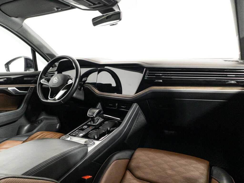 Volkswagen Touareg, 2022 Фото №9