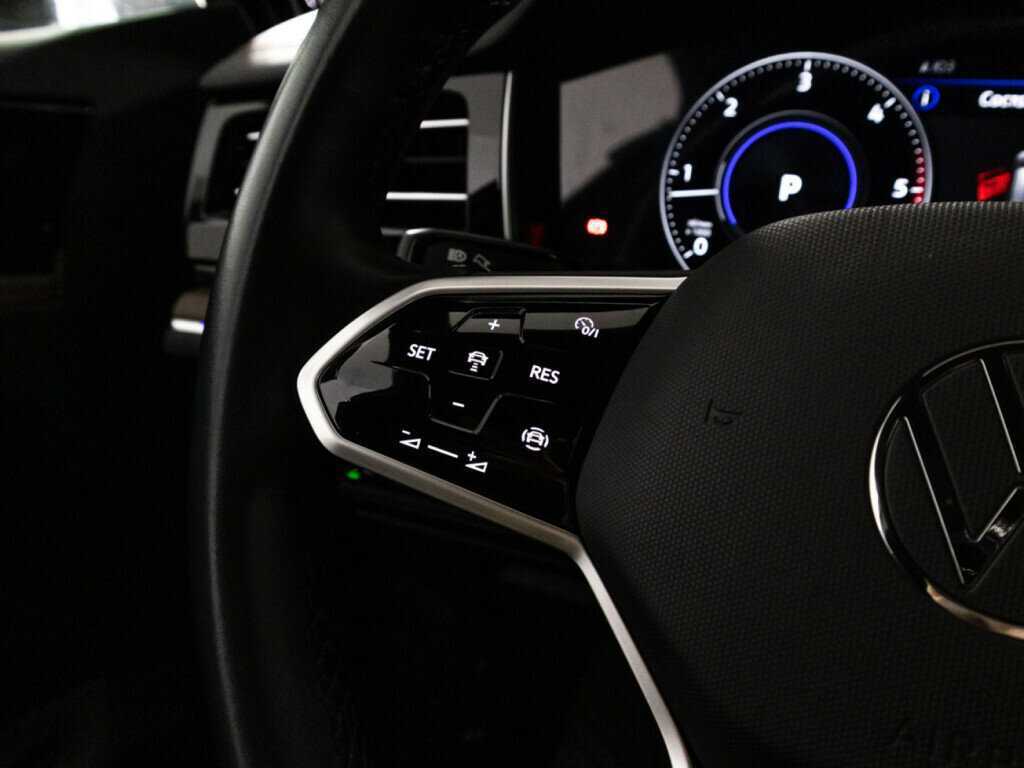 Volkswagen Touareg, 2022 Фото №21
