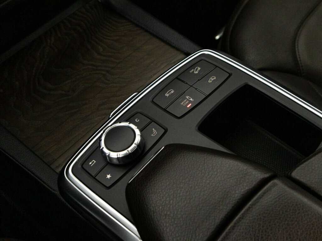 Mercedes-Benz GL-Класс 350 CDI BlueTEC, 2015 Фото №19