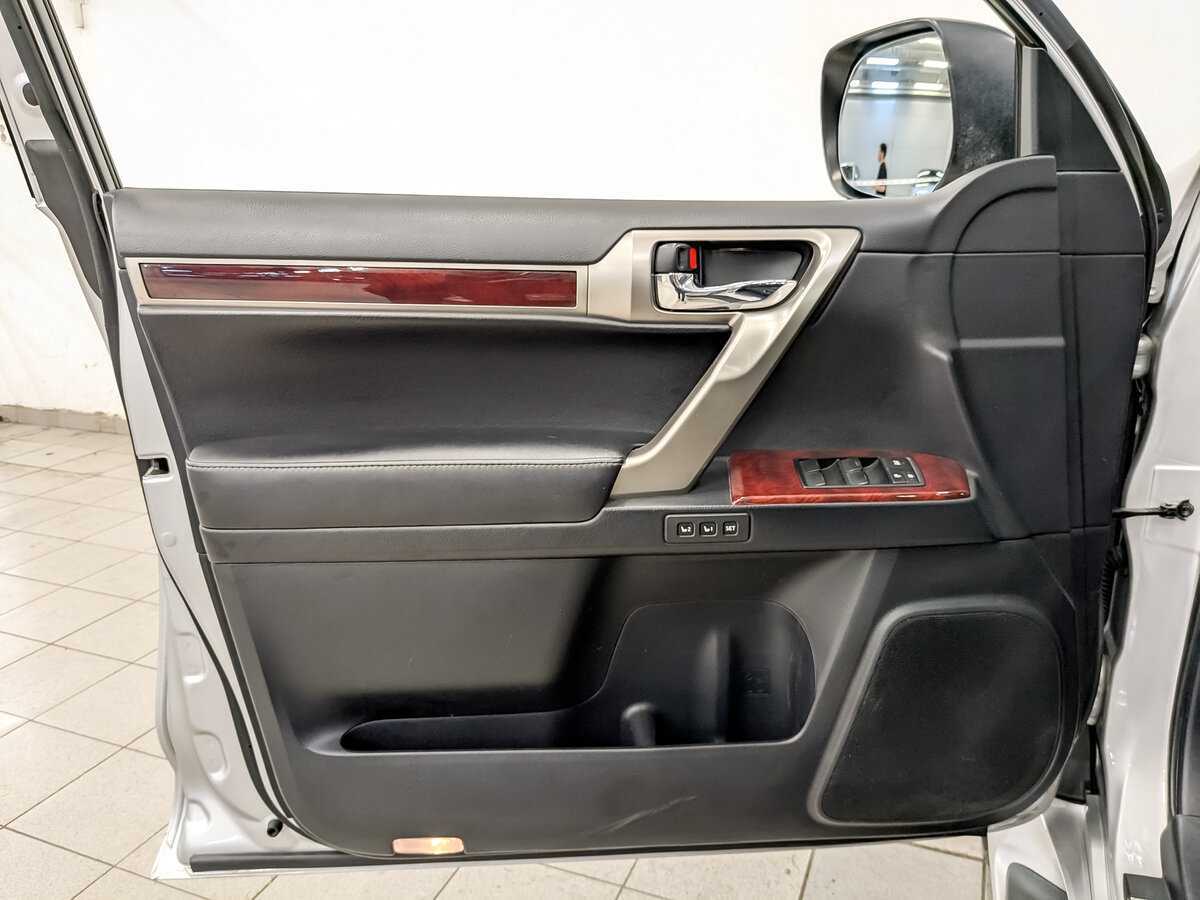 Lexus GX 460, 2012 Фото №17