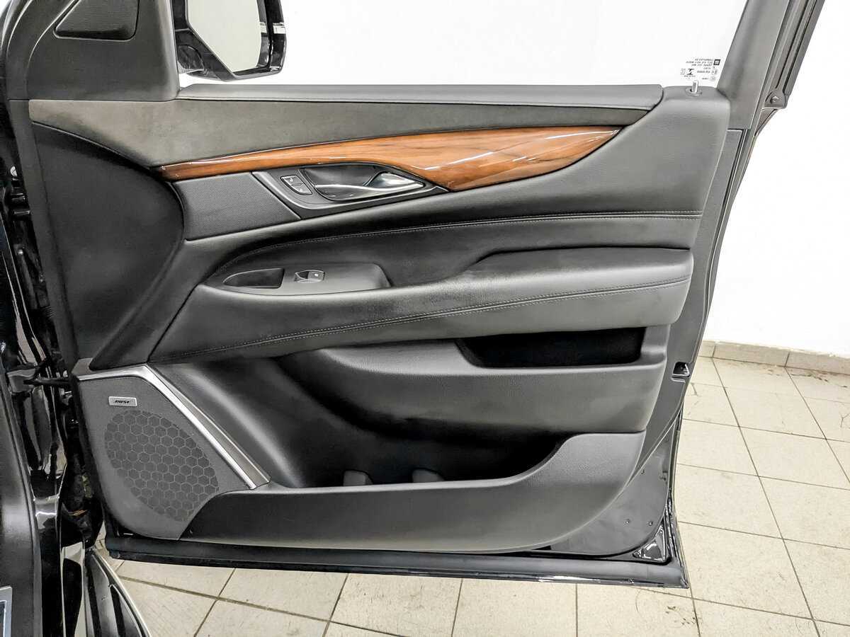 Cadillac Escalade, 2017 Фото №24